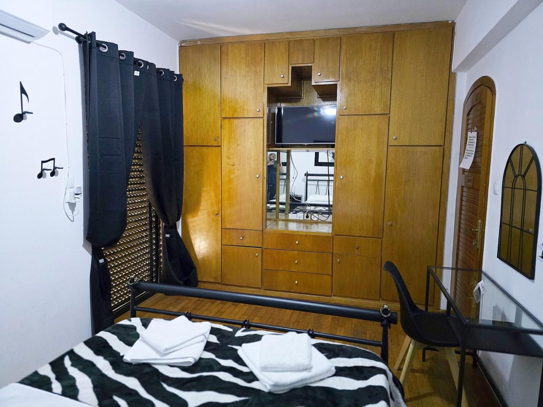Nicko'S Room Piraeus Ngoại thất bức ảnh